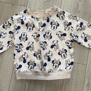 Gap & Minnie Mouse sweater excellent condition